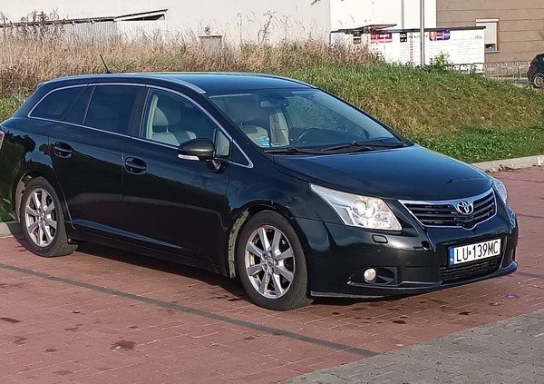 Toyota Avensis cena 18500 przebieg: 312000, rok produkcji 2009 z Warszawa małe 277